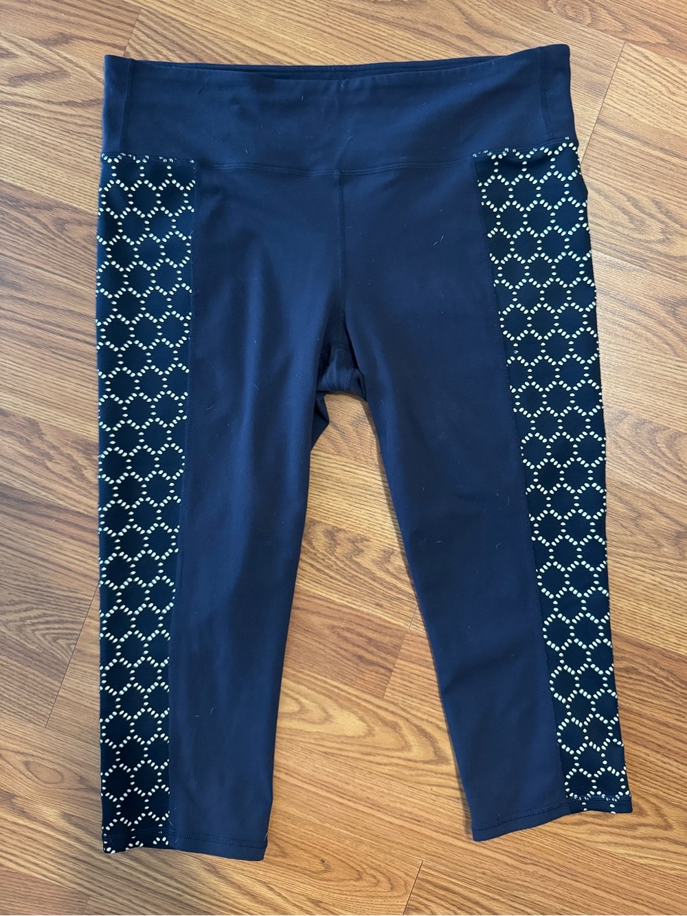Athleta Navy Capri Leggings XL Patterned Side Panels